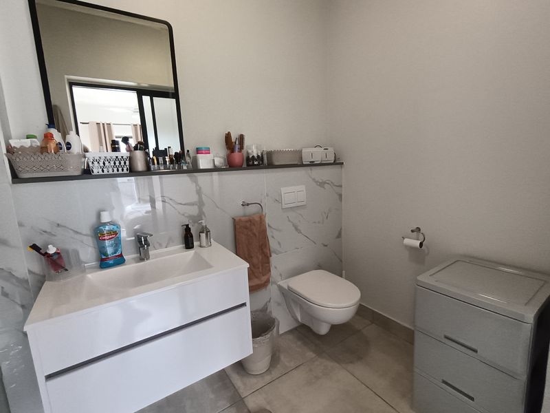 Izinga Eco Estate - 1 Bedroom Apartment to Let - Photo 10