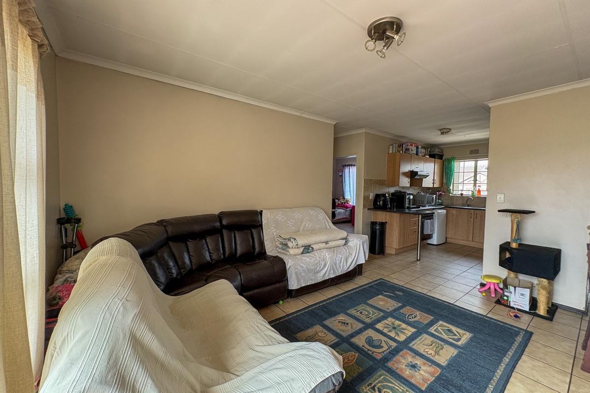 Two bedroom apartment for sale in Minnebron - Photo 3