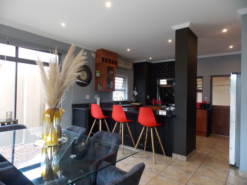 Modern Luxury Living in Leloko Estate – Where Style Meets Comfort! - Photo 9