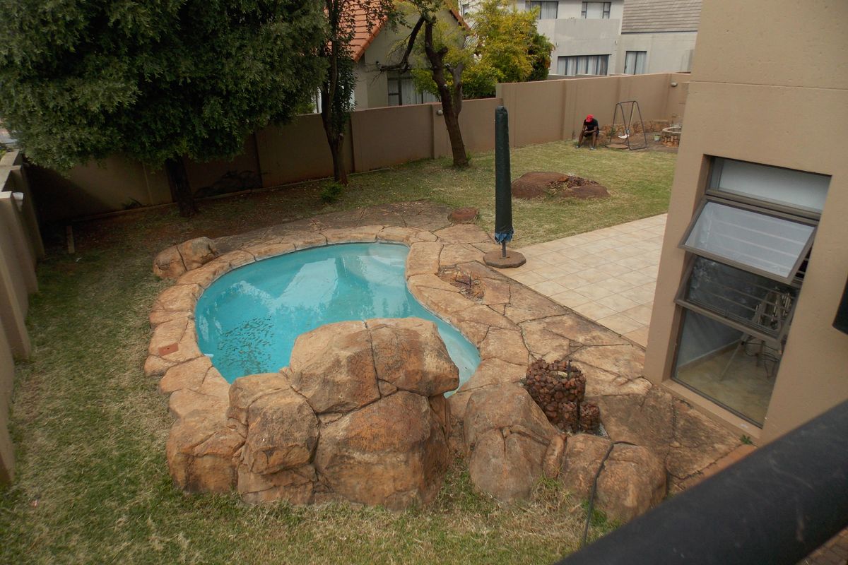 Modern Luxury Living in Leloko Estate – Where Style Meets Comfort! - Photo 4