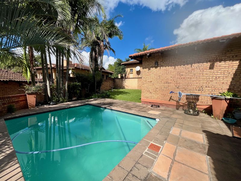 3 Bedroom House to Let in Secure Estate - Photo 2