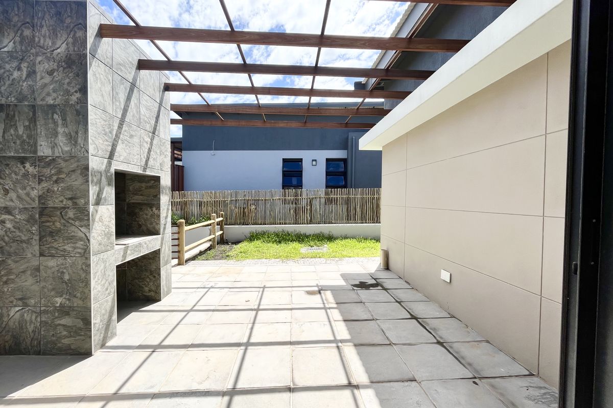 Simplex For Sale In Ballito - Photo 2