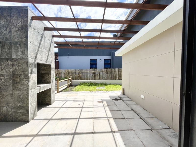 Simplex For Sale In Ballito - Photo 2