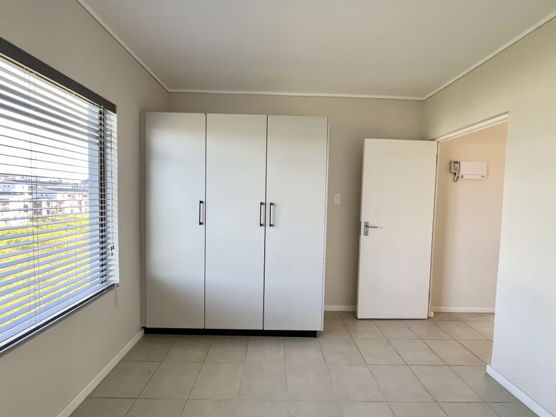 Modern 2-Bedroom Apartment Now Available! - Photo 8