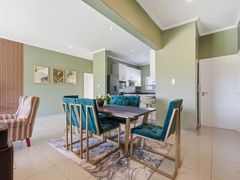 Sole & Exclusive Mandate | Modern 3 Bedroom Family Home in Sought-After Sunset Place, Palm Lakes - Photo 8