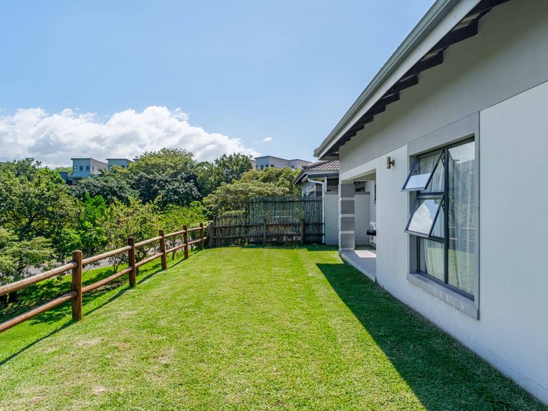 Sole & Exclusive Mandate | Modern 3 Bedroom Family Home in Sought-After Sunset Place, Palm Lakes - Photo 3