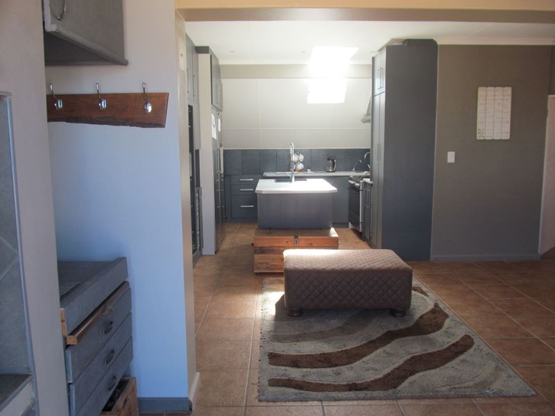 Luxury Lock-Up-and-Go Apartment in Gouritsmond - Photo 7