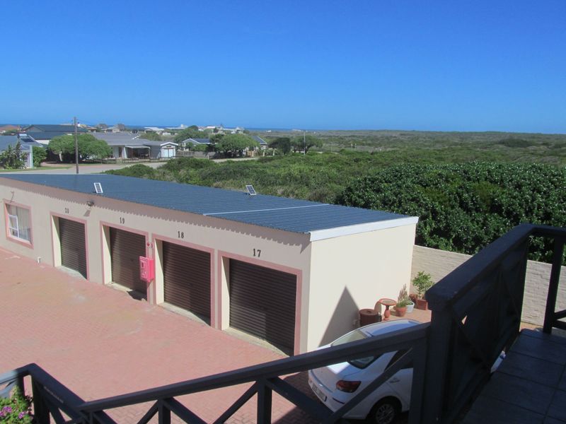 Luxury Lock-Up-and-Go Apartment in Gouritsmond - Photo 4