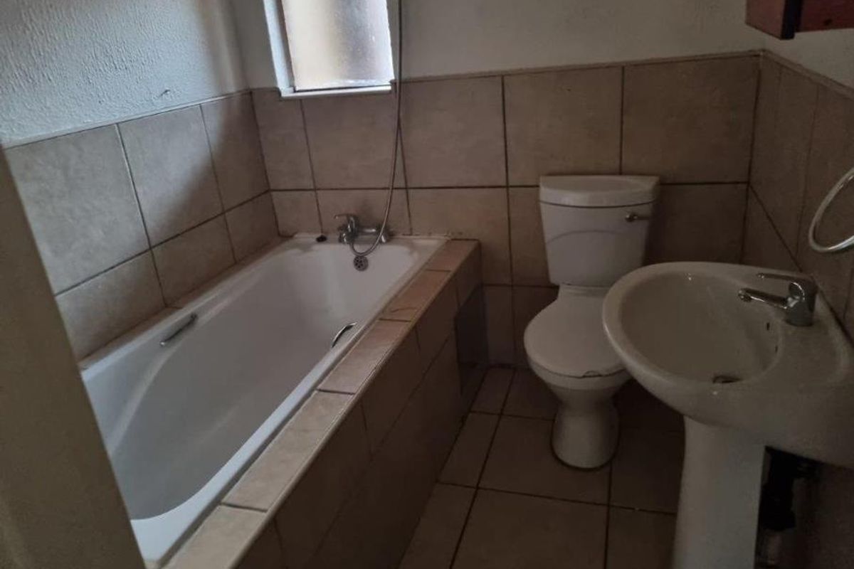 Bachelor to let - Photo 4