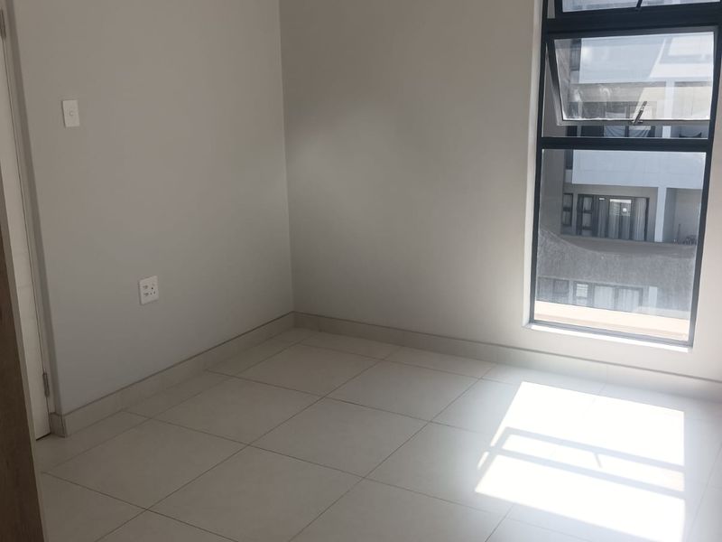 Stylish and Modern 2 Bedroom in Umhlanga Ridge - Photo 9