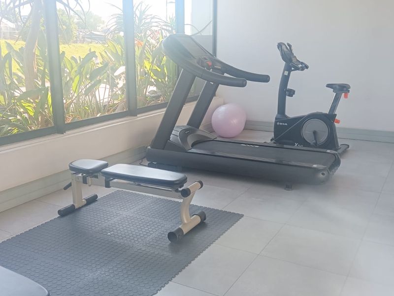 Stylish and Modern 2 Bedroom in Umhlanga Ridge - Photo 7