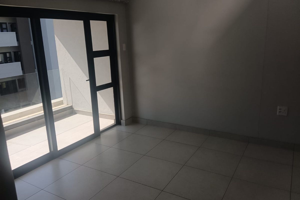 Stylish and Modern 2 Bedroom in Umhlanga Ridge - Photo 5