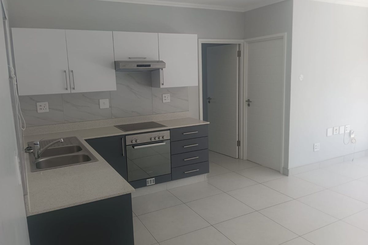 Stylish and Modern 2 Bedroom in Umhlanga Ridge - Photo 2