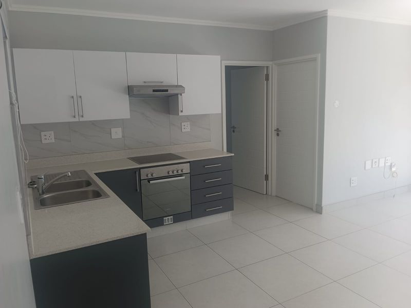 Stylish and Modern 2 Bedroom in Umhlanga Ridge - Photo 2