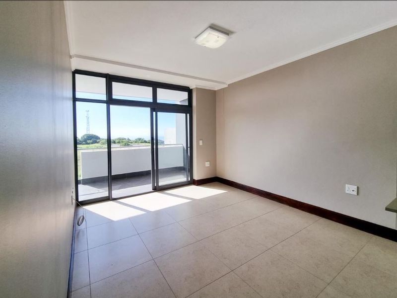 Lovely 2 Bedroom Apartment to let in Umhlanga Ridge with some sea views - Photo 7