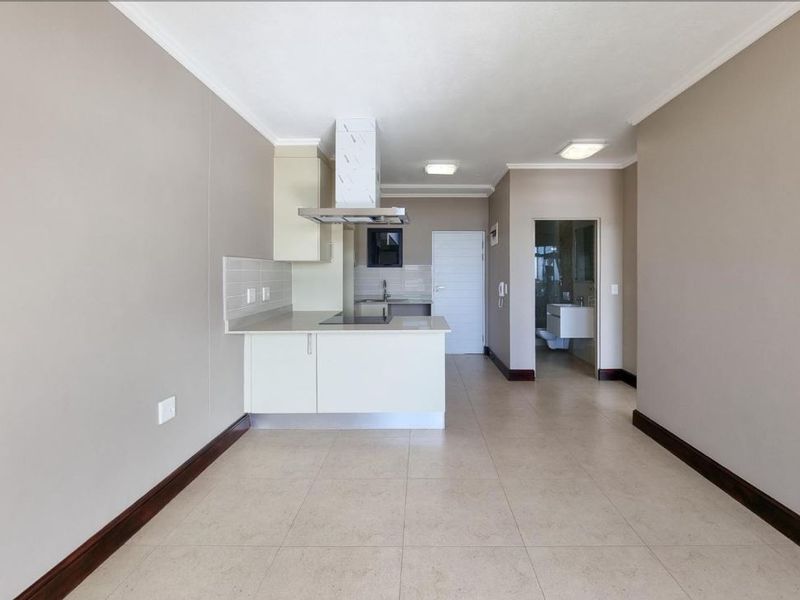 Lovely 2 Bedroom Apartment to let in Umhlanga Ridge with some sea views - Photo 4