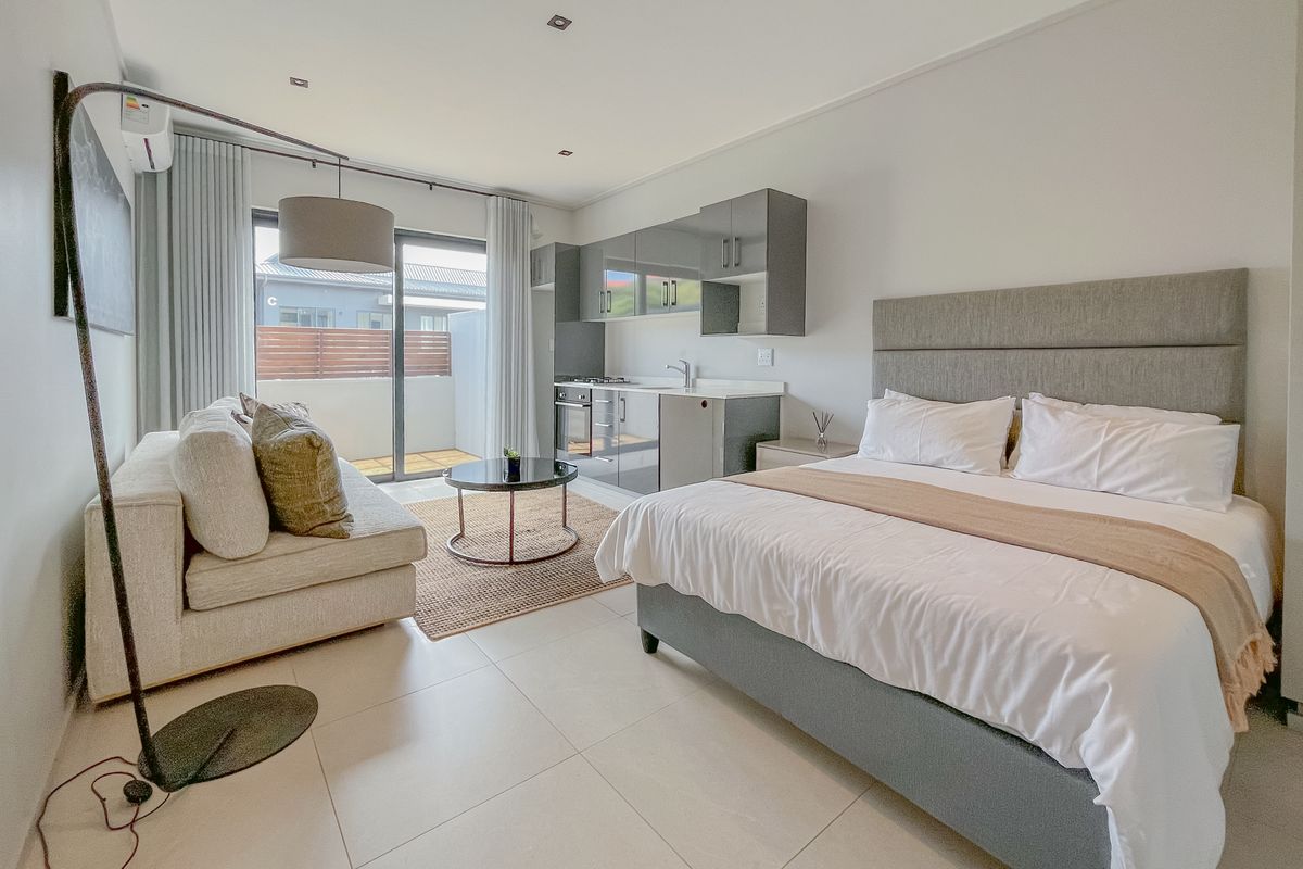 Your Gateway to North Coast Lifestyle – Brand-New Studio - Photo 3