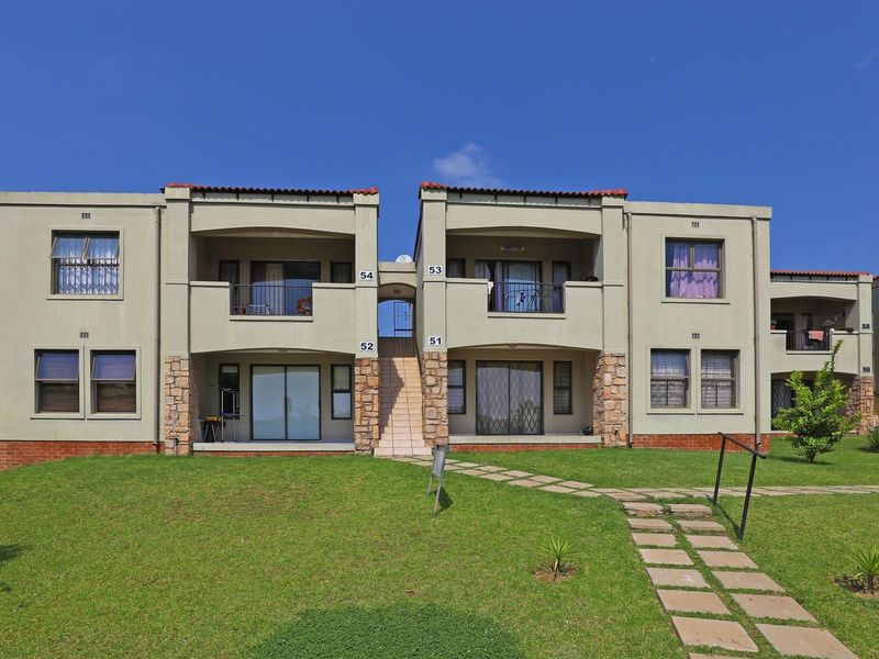 2 Bedroom Apartment for Sale in Stone Crest - Photo 2