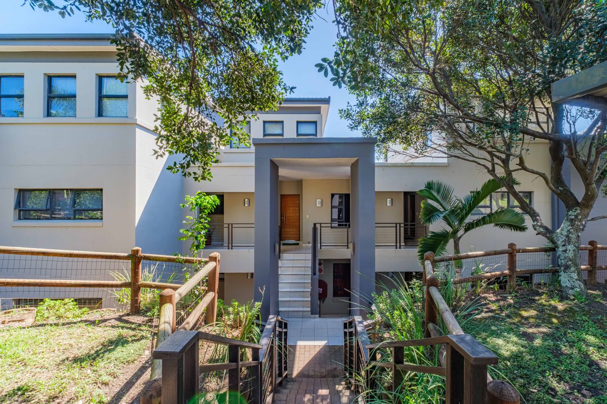 Sole & Exclusive Mandate: Stylish 2 Bedroom Ground Floor Apartment for Sale in Palm Lakes Estate - Photo 4