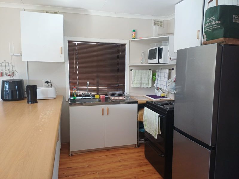 3-bedroom furnished home - Photo 8