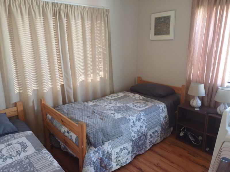 3-bedroom furnished home - Photo 7