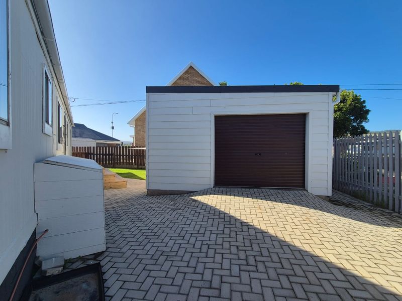 3-bedroom furnished home - Photo 4