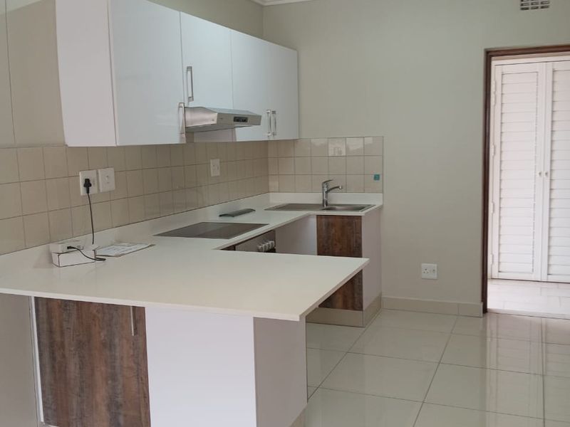 Luxury Studio Apartment in Umhlanga Ridge - Photo 8