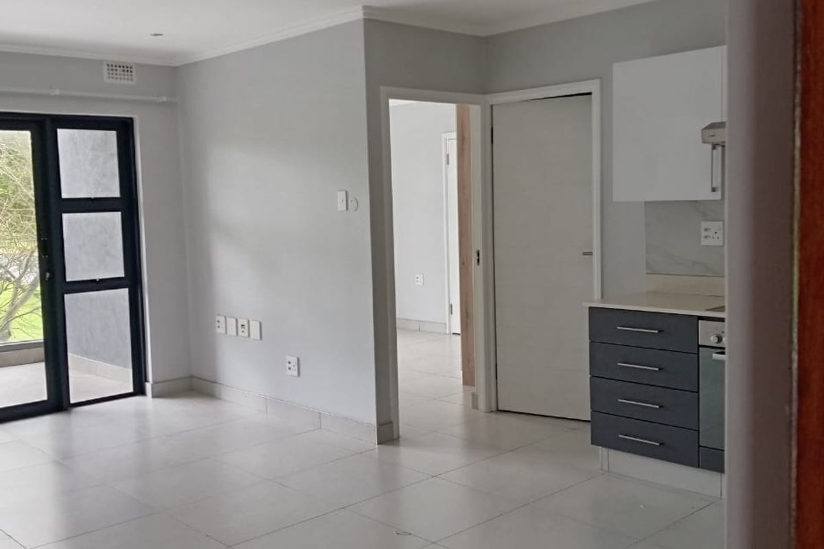 *Urban Luxury Awaits!* - Photo 3