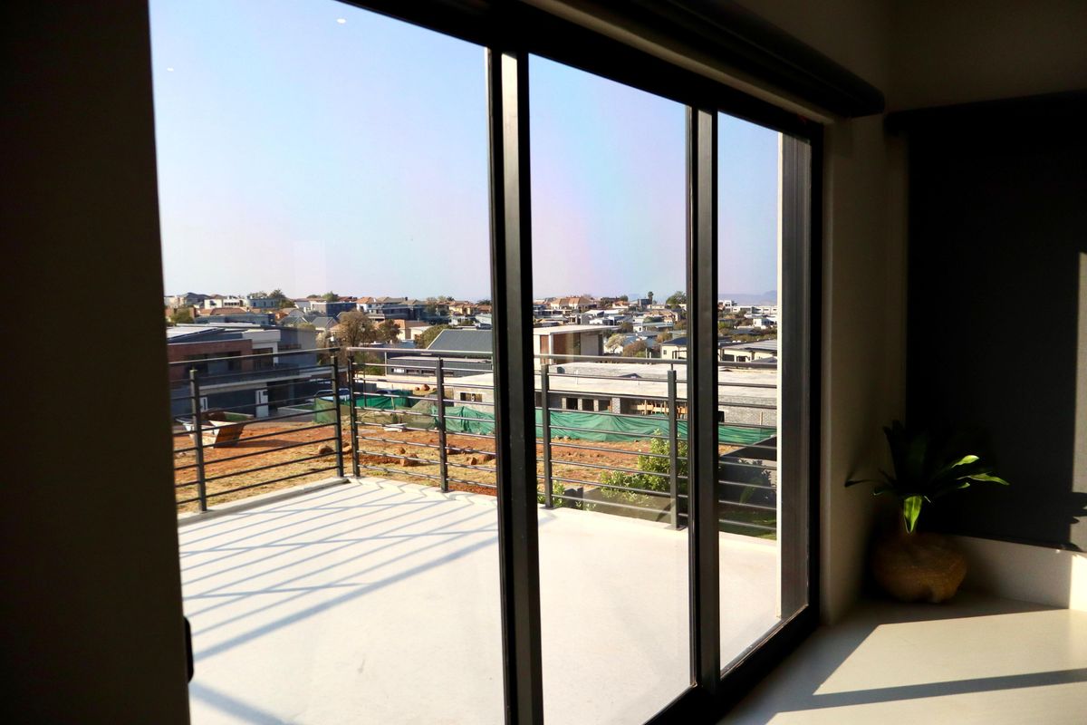 Luxury 5-bedroom family home for sale! - Photo 2