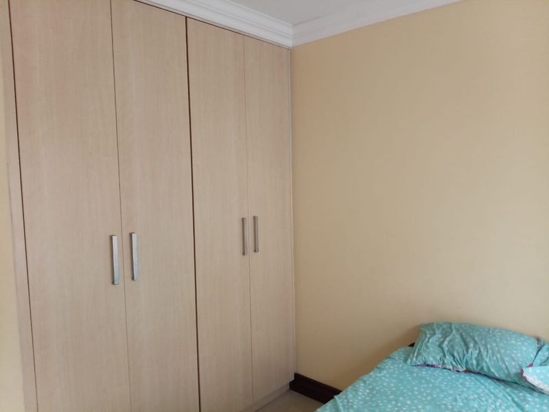 2 bed apartment in IL Palazzo, Umhlanga - Photo 7