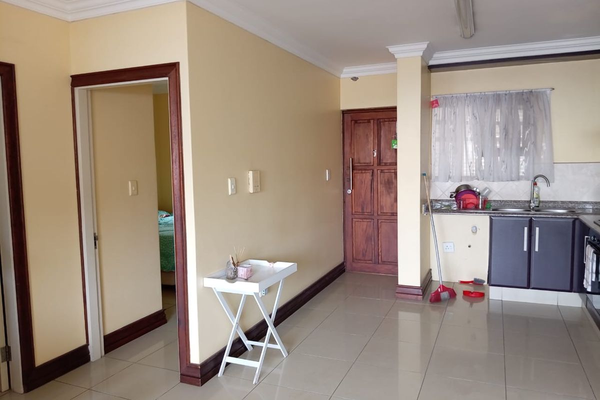 2 bed apartment in IL Palazzo, Umhlanga - Photo 4