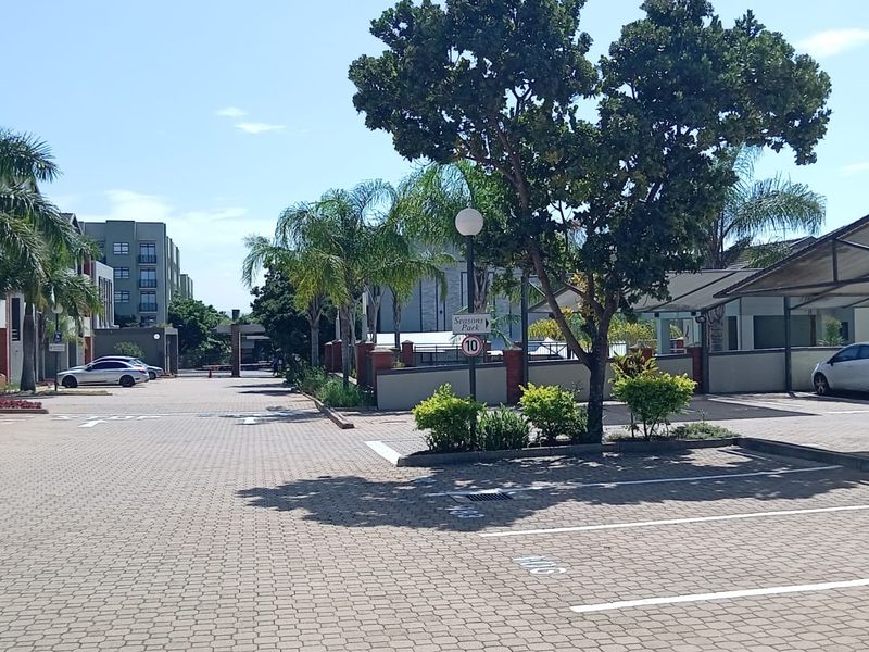 *Lovely 2-Bedroom Family Home in Secure Complex!* - Photo 3