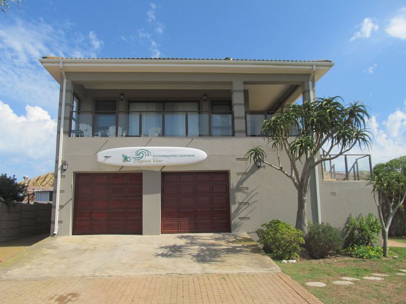 Spectacular Coastal Home with Lagoon & Ocean Views – Dual Living Potential - Photo 3