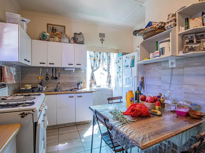 Charming Family Home with Flatlet, Solar Backup & Established Garden – Moorreesburg - Photo 10