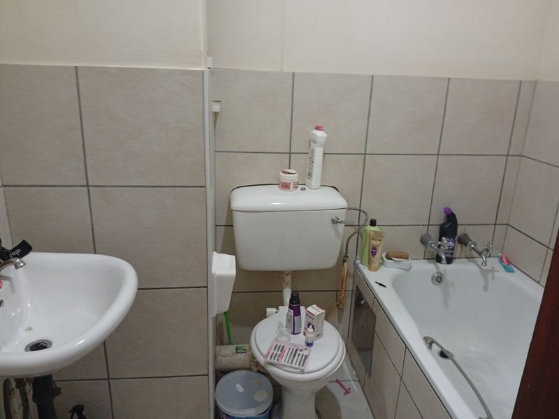 Flat Rental Monthly In Pretoria - Photo 7