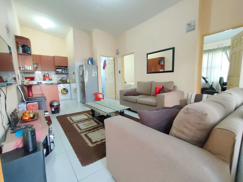 3 Bedroom 1 Bathroom Townhouse For Sale in Ridgeway - Photo 8