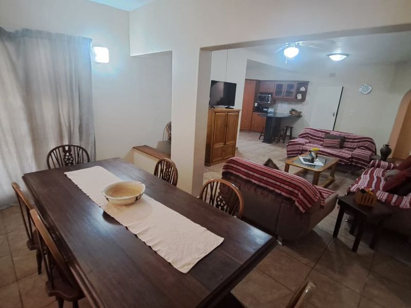 Unique Opportunity – Stylish Home in a Highly Sought After Complex - Photo 4