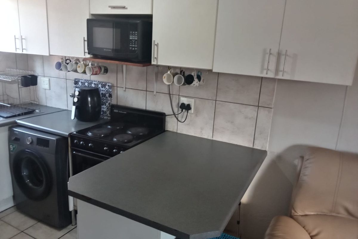 Duplex For Sale In Roodepoort - Photo 3