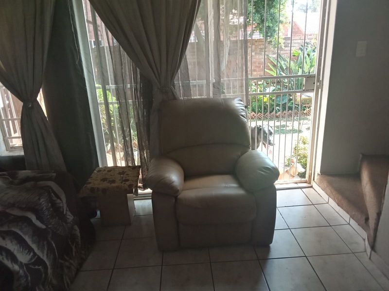 Duplex For Sale In Roodepoort - Photo 5