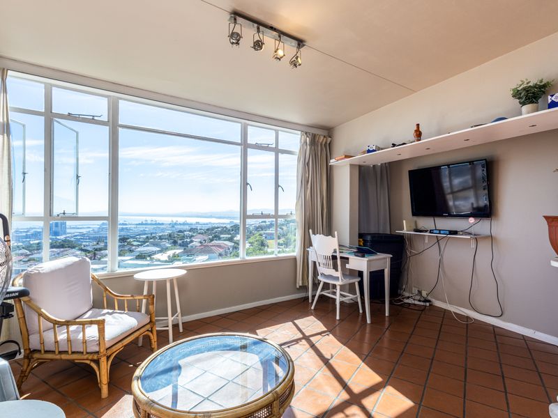 Fully Furnished 2-Bedroom Apartment in Disa Park – Available 1 May to 30 November - Photo 8