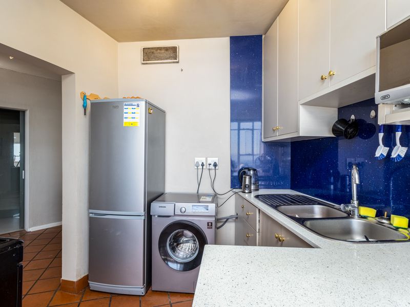 Fully Furnished 2-Bedroom Apartment in Disa Park – Available 1 May to 30 November - Photo 4