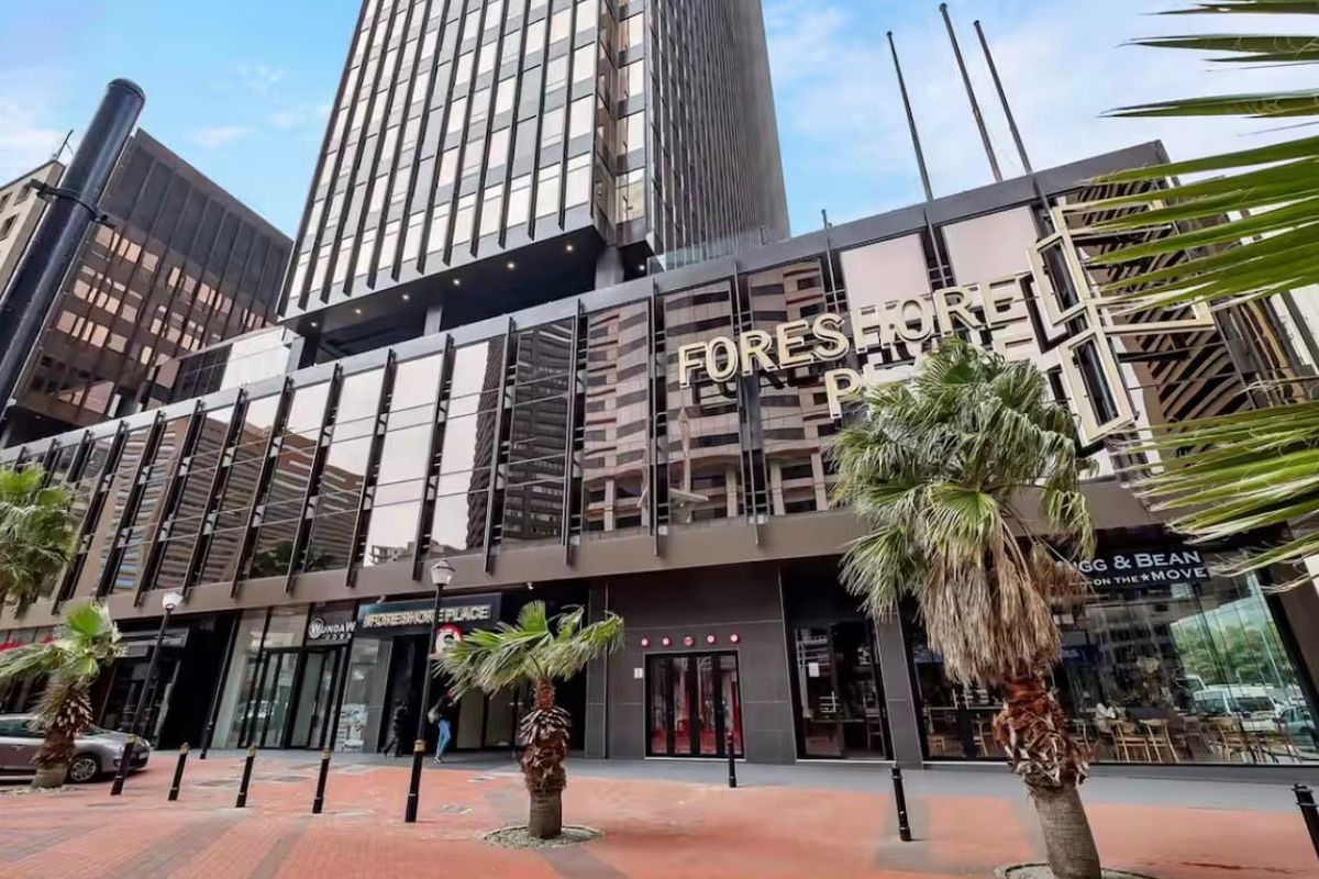 Short Term Lease — Stylishly Fully Furnished 1-Bedroom - Photo 4