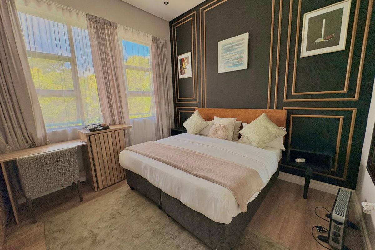 A Family Home to Let in Edenburg Sandton - Photo 3