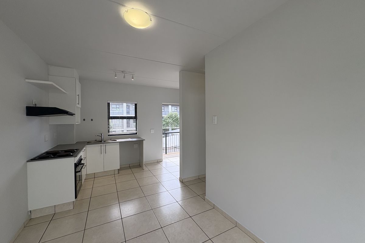 COSY ONE-BEDROOM APARTMENT - Photo 3