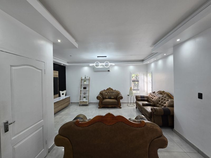 Sole Mandate - Large Family Duplex in sought after estate - Photo 5