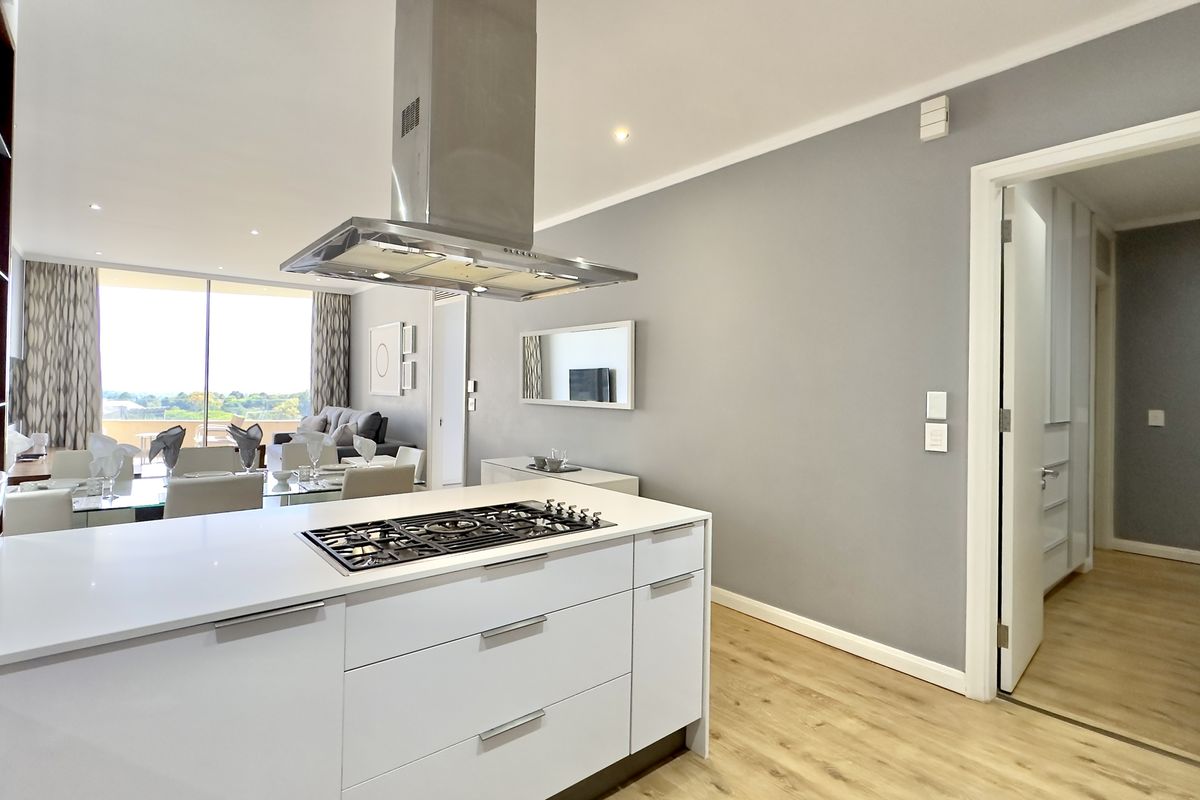 Fully Furnished 2-Bedroom Apartment – Central Square, Sandton - Photo 4