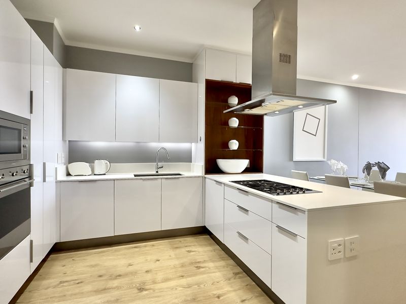 Fully Furnished 2-Bedroom Apartment – Central Square, Sandton - Photo 2