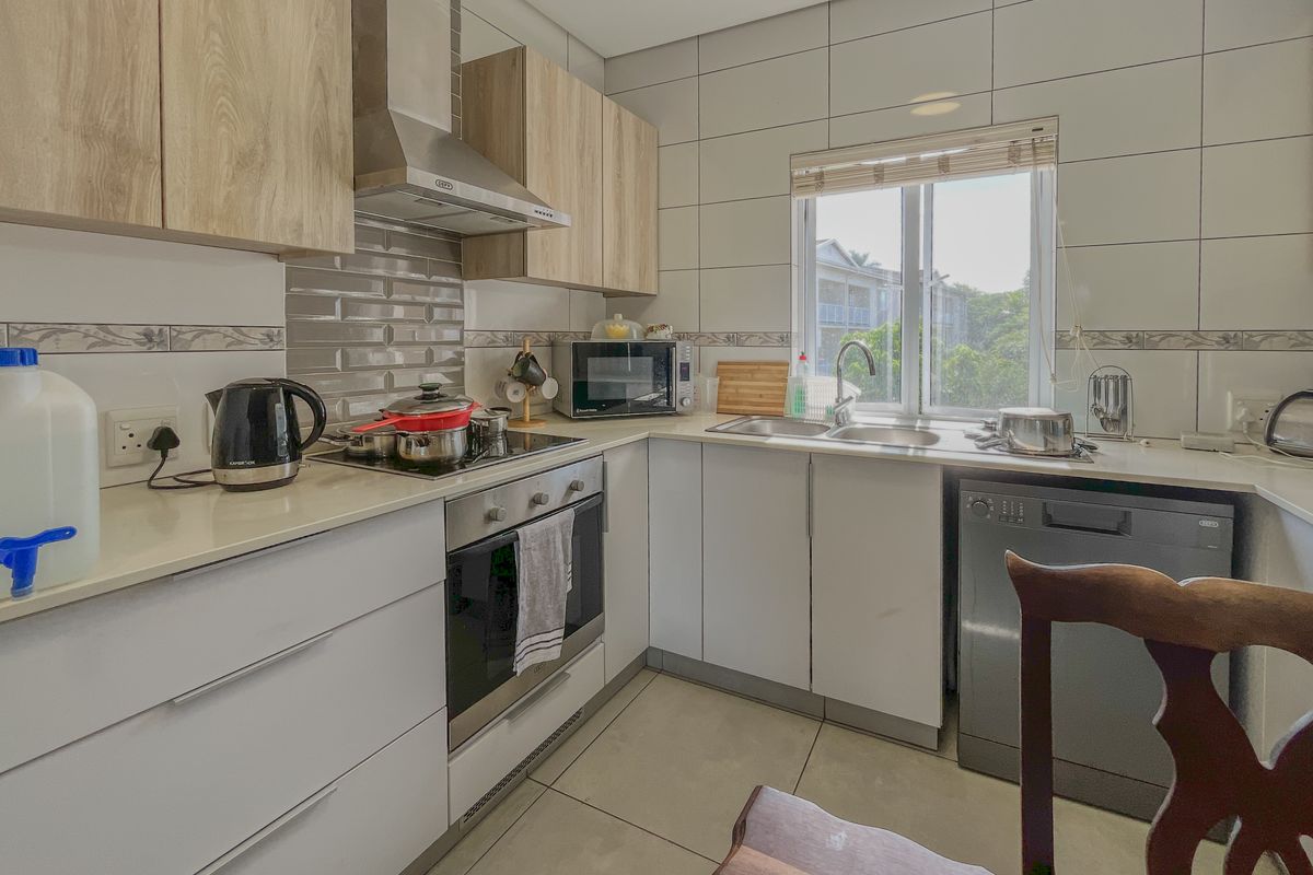 Investor-Ready 2 Bed with Dual En-Suites & Modern Finishes - Photo 3