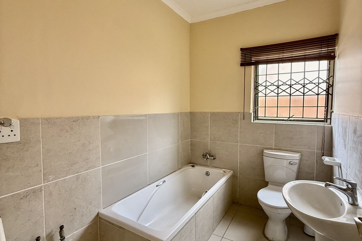 House Rental Monthly In Witbank - Photo 5