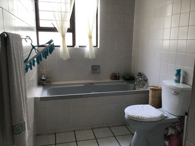 Well Priced 3 Bedroom Simplex in Meer En See Richards Bay Ideal for Modern Living - Photo 8